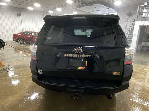 Used 2023 Toyota 4Runner 40th Anniversary SE image 6