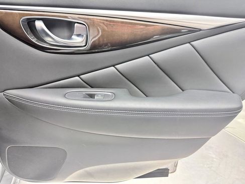 Used 2016 INFINITI Q50 Sport image 18