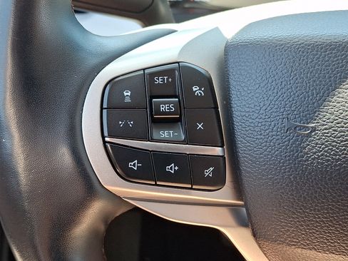 Used 2025 Ford Explorer Active w/ Active Comfort Package AWD/4WD image 28