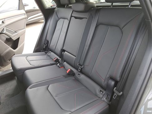 New 2025 Audi Q3 2.0T Premium Plus image 14