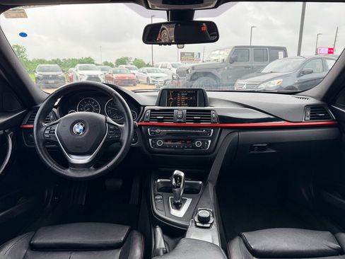 Used 2013 BMW 328i Sedan RWD image 14