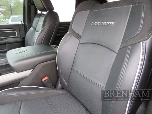 Used 2025 RAM 2500 Laramie w/ Night Edition image 16