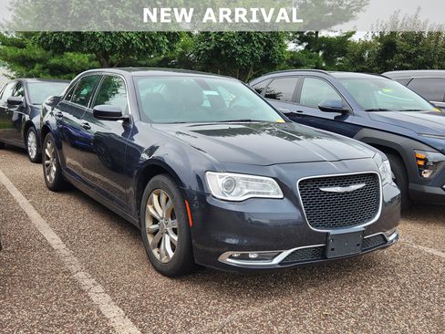 Used 2016 Chrysler 300 Limited w/ Driver Convenience Group AWD/4WD image 1
