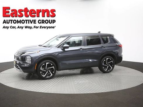 Used 2024 Mitsubishi Outlander SE AWD/4WD image 57