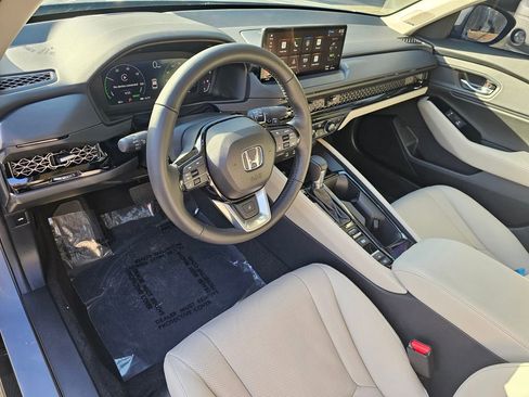 Used 2025 Honda Accord Touring image 53
