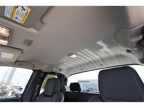 Certified 2024 Nissan Frontier SV image 28