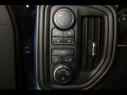 Used 2021 Chevrolet Silverado 1500 Custom Trail Boss w/ Safety Confidence Package image 14