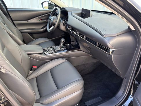 Certified 2025 MAZDA CX-30 AWD 2.5 S w/ Preferred Package image 37