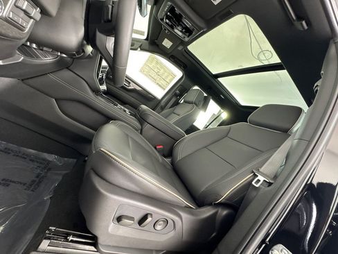 New 2026 GMC Yukon XL Elevation w/ Elevation Premium Package image 35