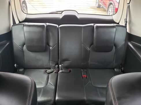 Used 2020 Nissan Armada SL w/ Premium Package image 12