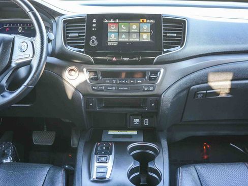 Certified 2022 Honda Passport TrailSport image 13