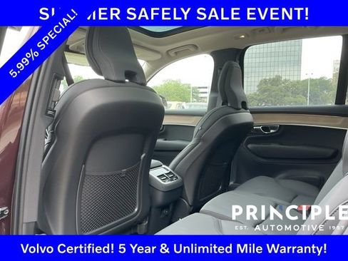 Certified 2025 Volvo XC90 B5 Plus AWD/4WD image 34