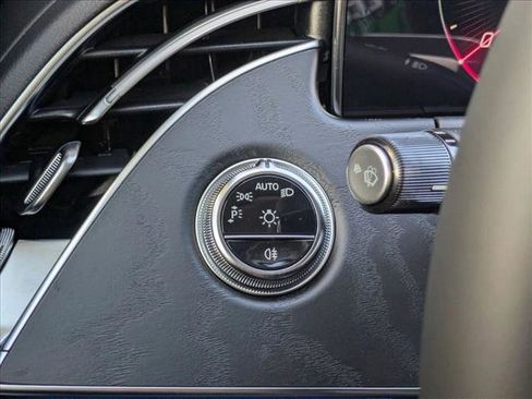 Used 2026 Mercedes-Benz E 350 Sedan image 12