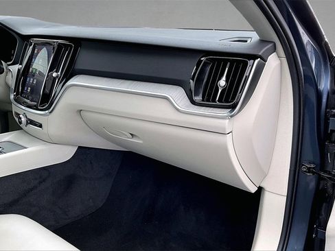 Certified 2024 Volvo S60 B5 Plus image 26