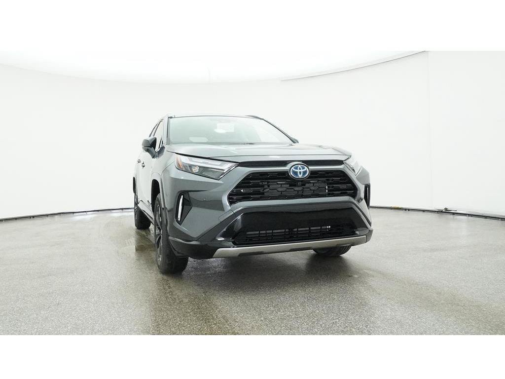 Used 2024 Toyota RAV4 XSE w/ Advanced Technology Package AWD/4WD image 36
