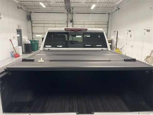 Used 2025 GMC Sierra 2500 Denali Ultimate image 16