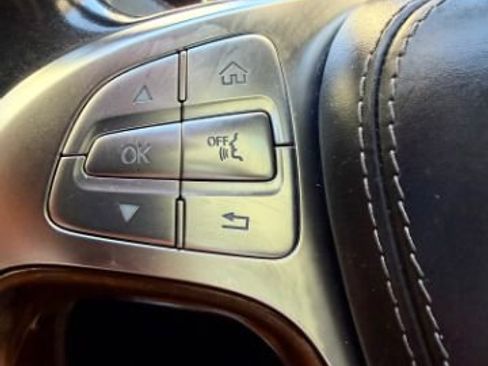 Used 2015 Mercedes-Benz S 550 Sedan image 21