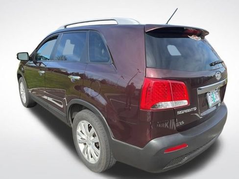 Used 2011 Kia Sorento EX w/ Premium Pkg image 3