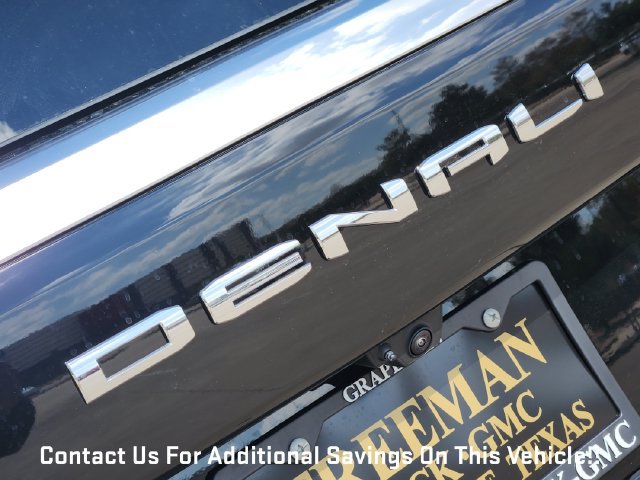 New 2027 GMC Yukon Denali w/ Sun & Power Step Package AWD/4WD image 8