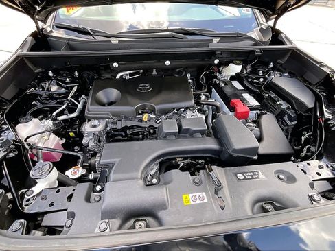 Used 2024 Toyota RAV4 XLE Premium FWD image 32
