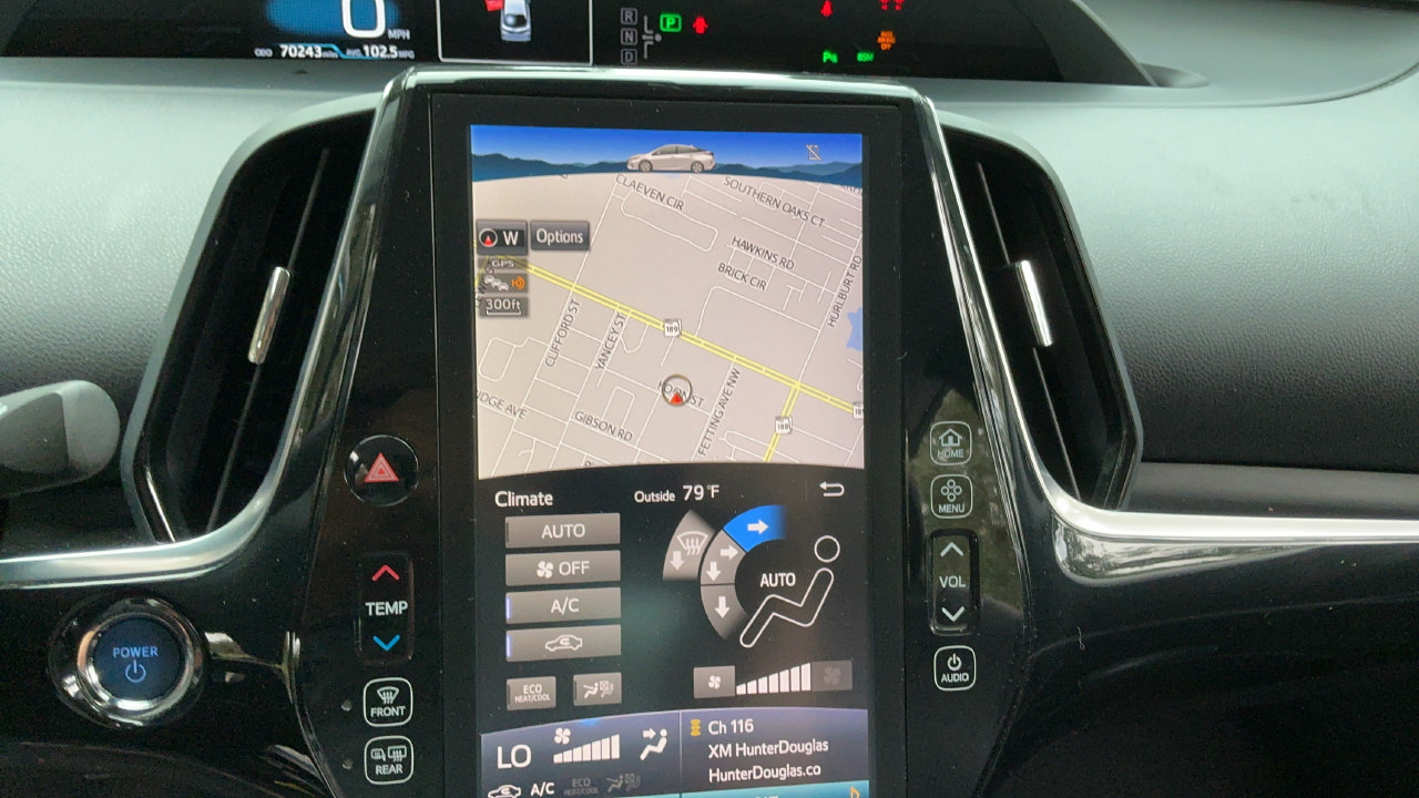 Used 2019 Toyota Prius Prime Advanced FWD image 10