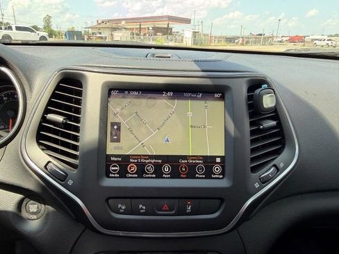 Used 2023 Jeep Cherokee Altitude Lux w/ Lux Elite Package AWD/4WD image 14