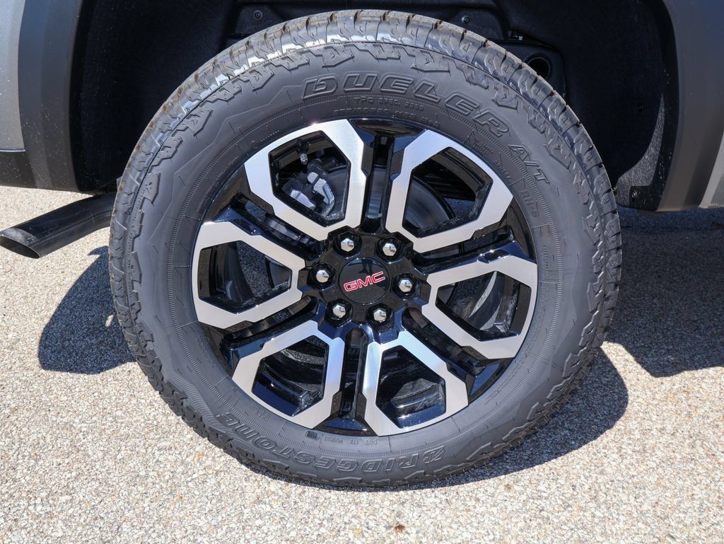 New 2026 GMC Canyon AT4 w/ Technology Plus Package AWD/4WD image 35