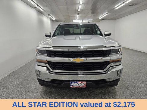 Used 2017 Chevrolet Silverado 1500 LT w/ All Star Edition AWD/4WD image 2