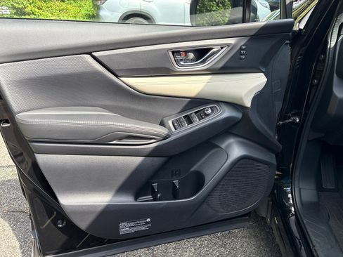 Used 2022 Subaru Ascent Limited image 13