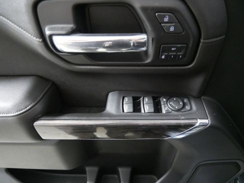 Certified 2019 Chevrolet Silverado 1500 LTZ w/ LTZ Convenience Package image 19