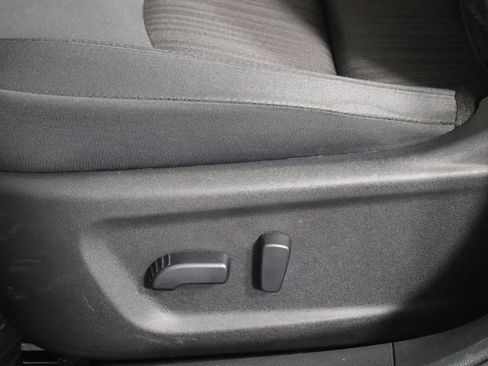 Used 2025 Nissan Altima 2.5 SV image 24