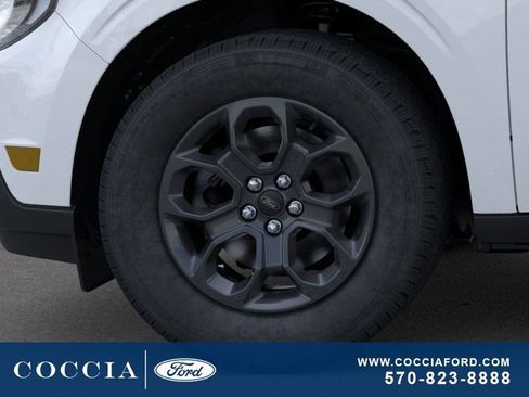 New 2025 Ford Maverick XLT w/ Equipment Group 301A AWD/4WD image 20