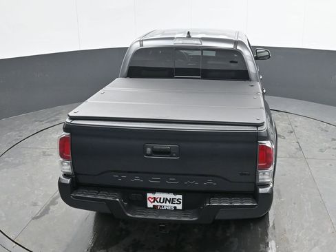Used 2023 Toyota Tacoma TRD Sport image 32