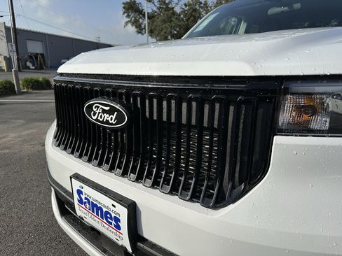 New 2025 Ford Maverick Lobo image 28