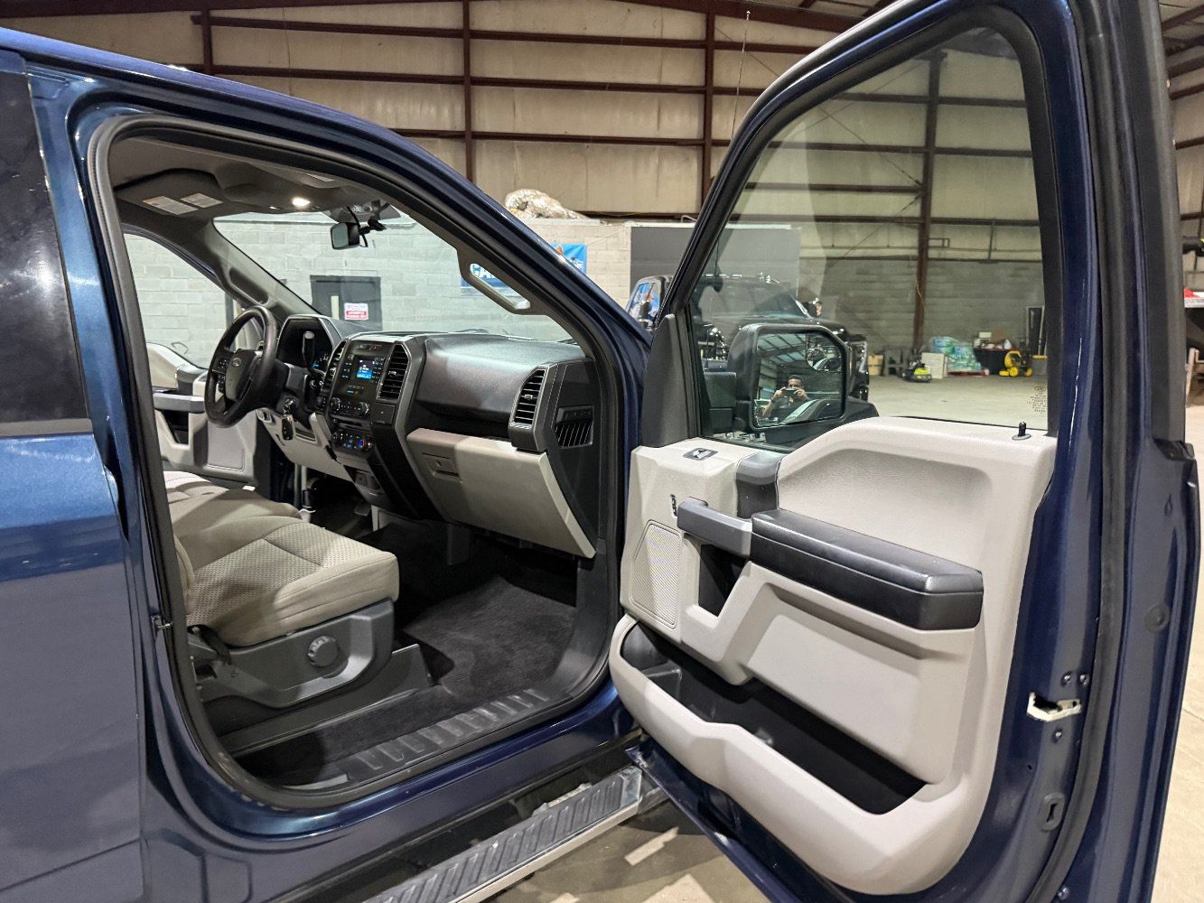 Used 2017 Ford F150 XLT w/ Equipment Group 301A Mid AWD/4WD image 24