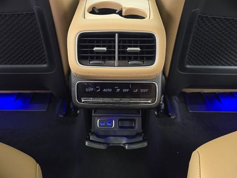 New 2026 Mercedes-Benz GLS 450 4MATIC image 28