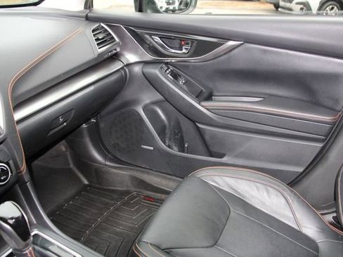 Used 2019 Subaru Crosstrek 2.0i Limited w/ Moonroof Package w/Navigation image 30