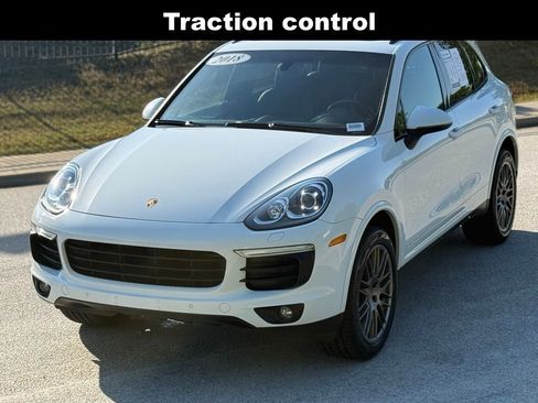 Used 2018 Porsche Cayenne Platinum Edition image 9