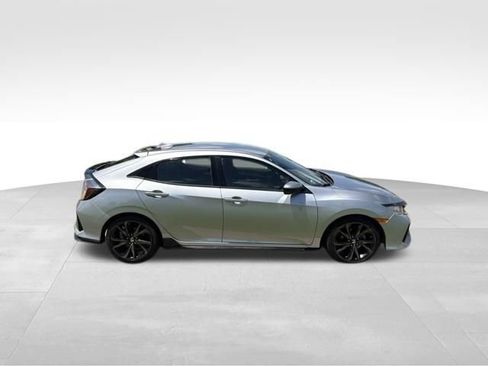 Used 2018 Honda Civic Sport image 2