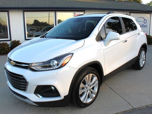 Used 2020 Chevrolet Trax Premier image 30