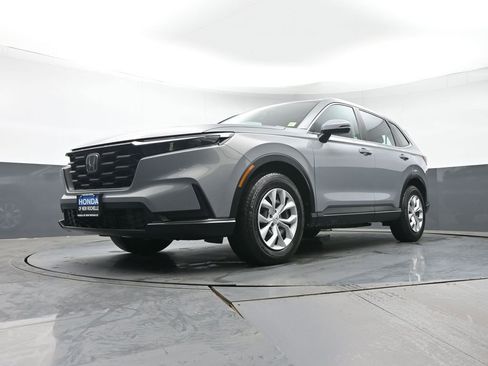 Used 2023 Honda CR-V LX image 23