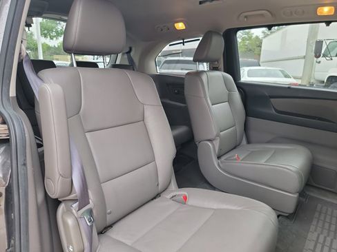 Used 2016 Honda Odyssey Touring image 16