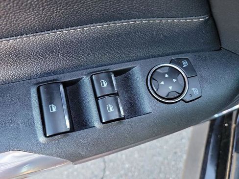 Certified 2020 Ford Mustang Premium RWD image 25