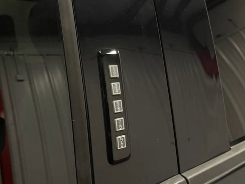 Used 2020 Ford F150 Lariat w/ Equipment Group 502A Luxury image 14