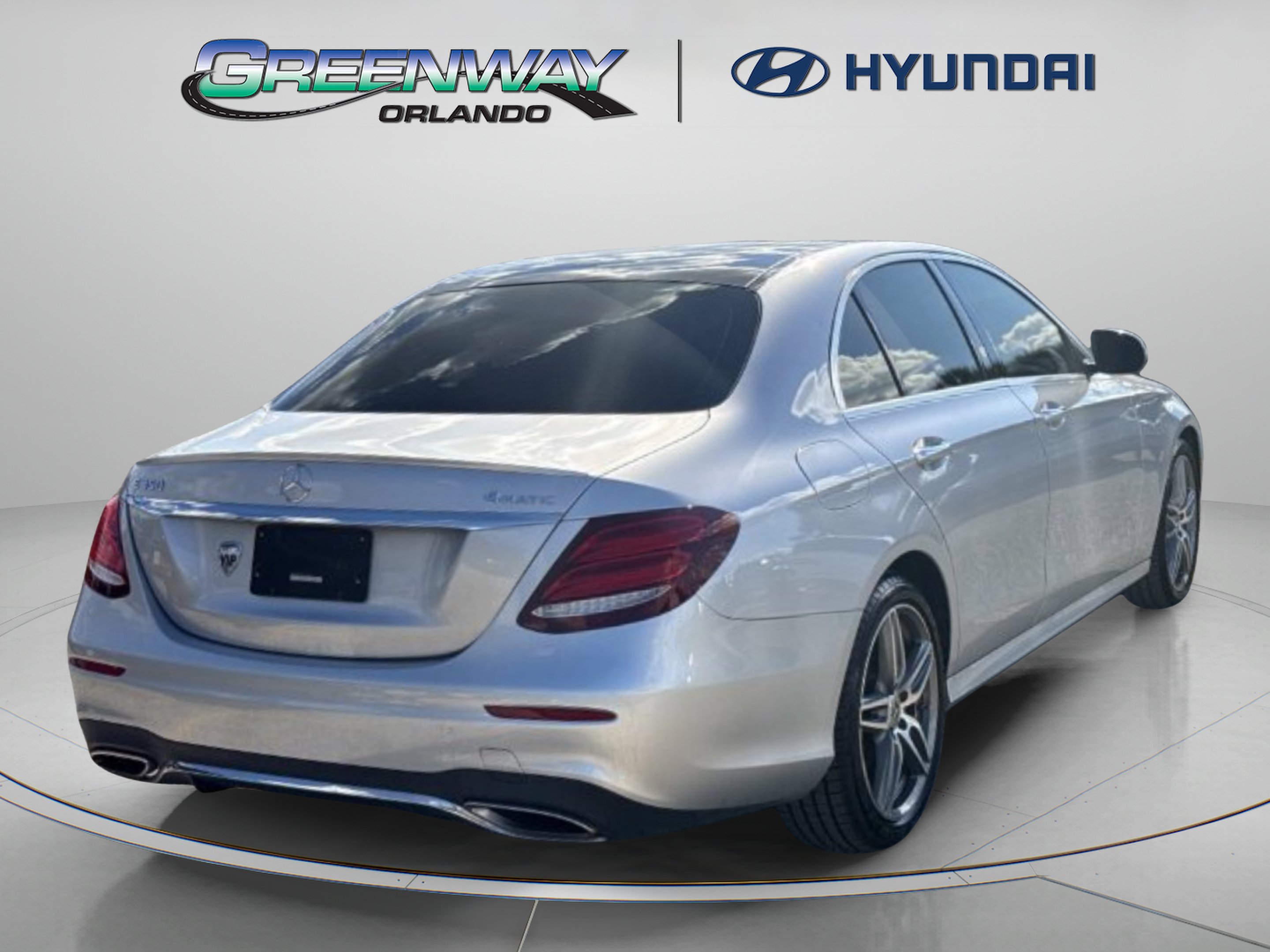 Used 2020 Mercedes-Benz E 350 4MATIC Sedan image 7