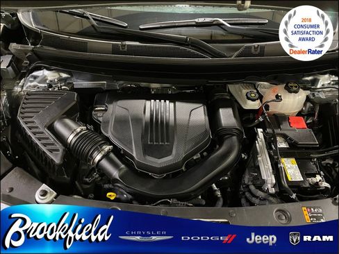 Used 2025 Buick Enclave Preferred image 32