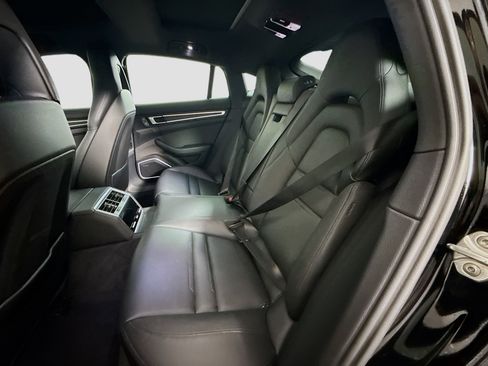 Used 2023 Porsche Panamera Platinum Edition w/ Assistance Package image 24