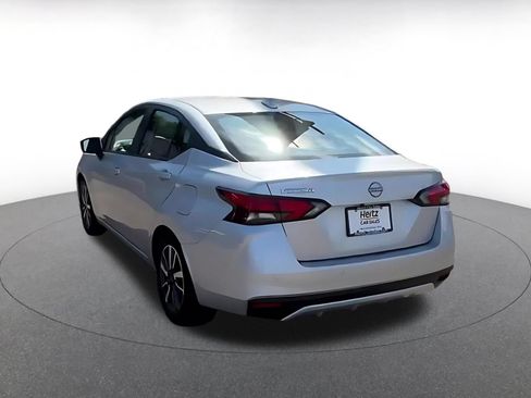 Used 2025 Nissan Versa SV FWD image 11