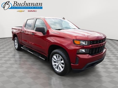 Used 2021 Chevrolet Silverado 1500 Custom image 1