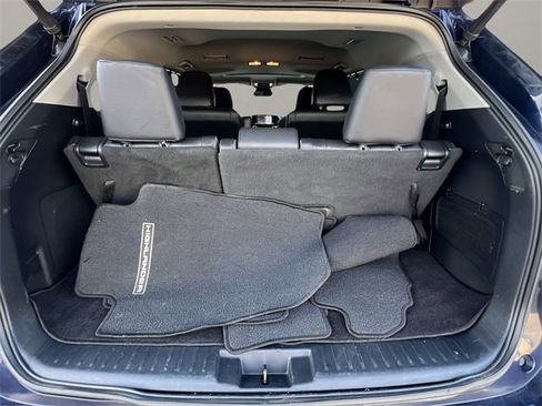 Used 2020 Toyota Highlander Limited image 29